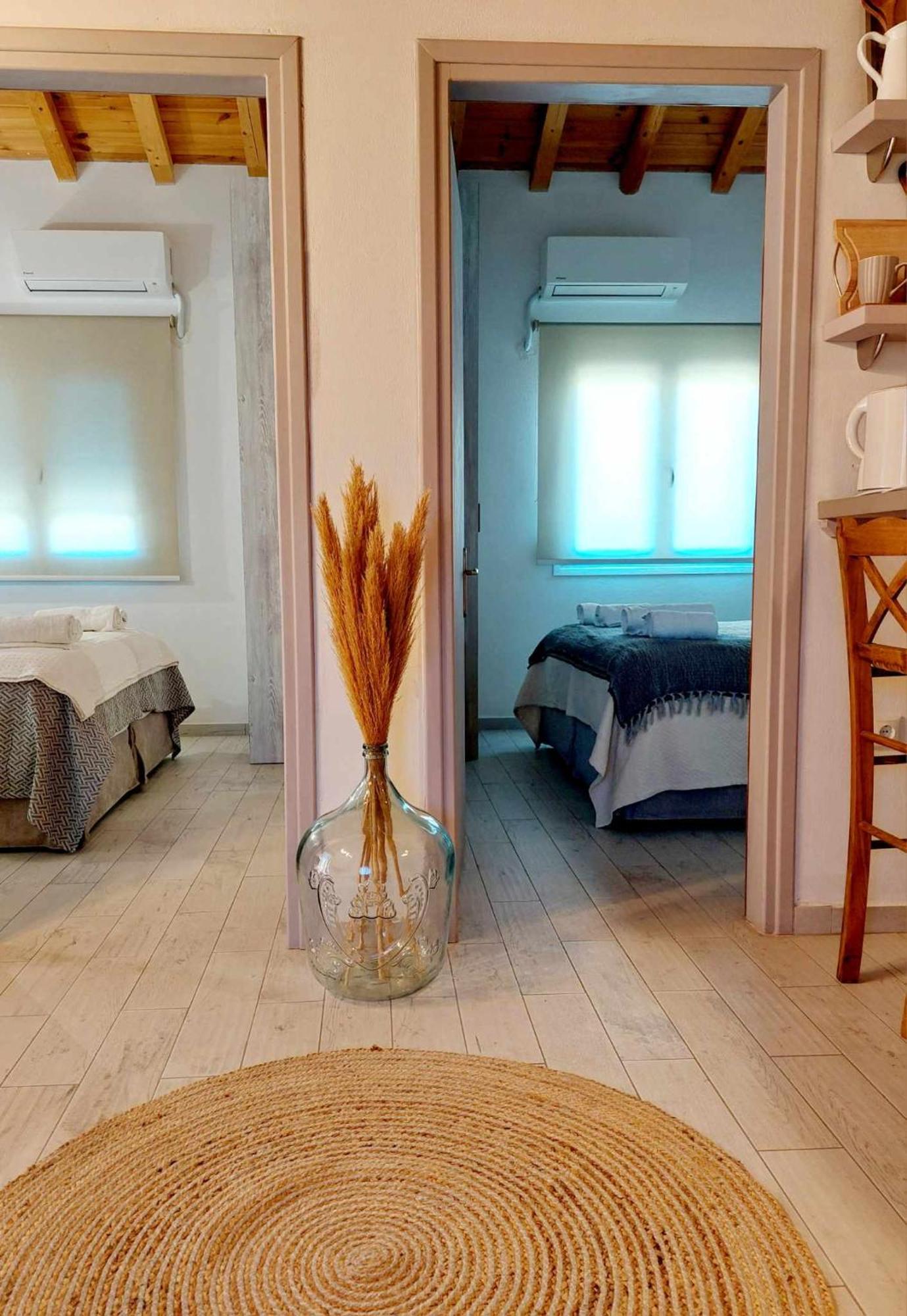 Maya Apartments, Modern And Convenient Apartments With Private Parking Skiatos Zewnętrze zdjęcie