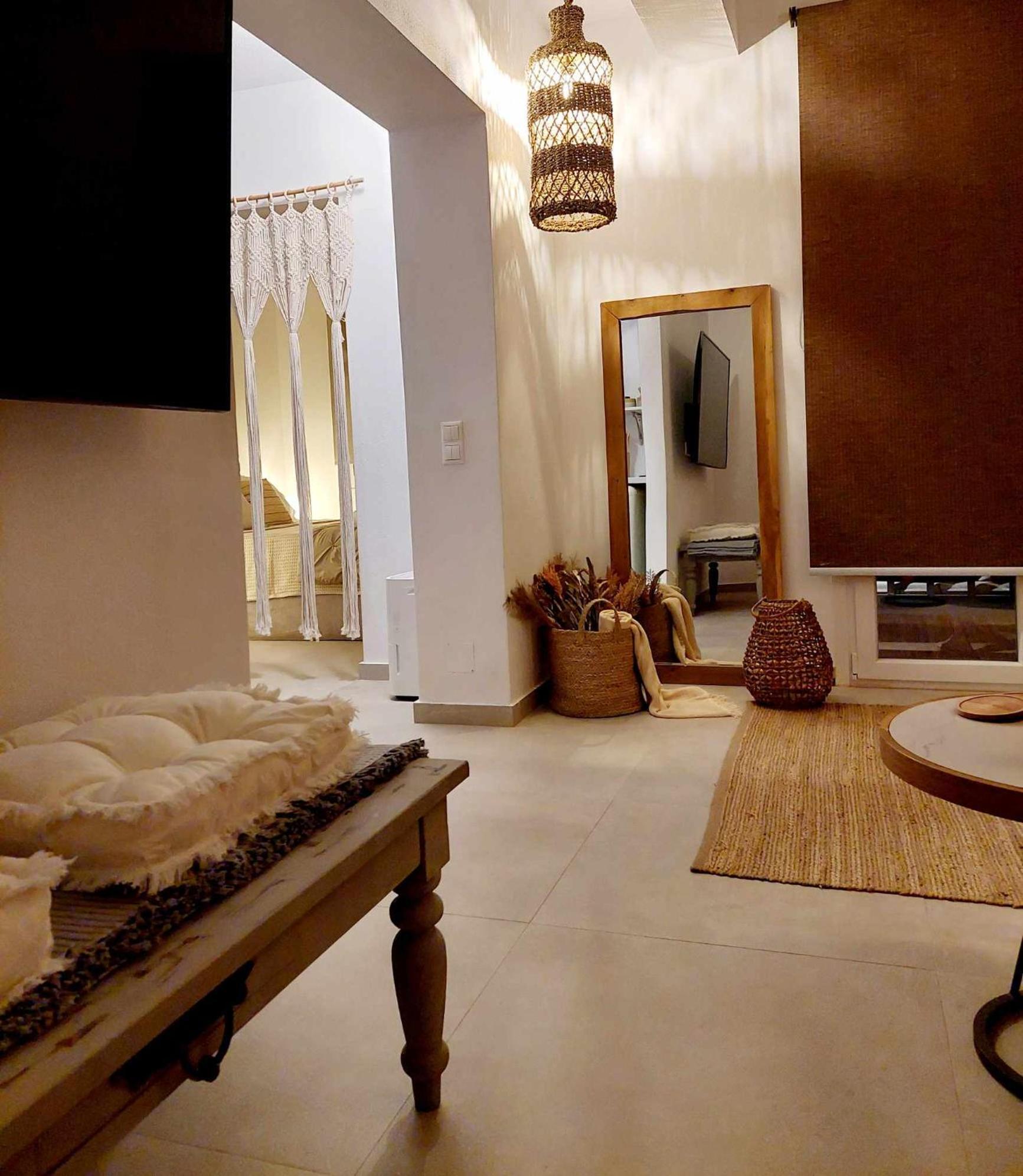 Maya Apartments, Modern And Convenient Apartments With Private Parking Skiatos Zewnętrze zdjęcie